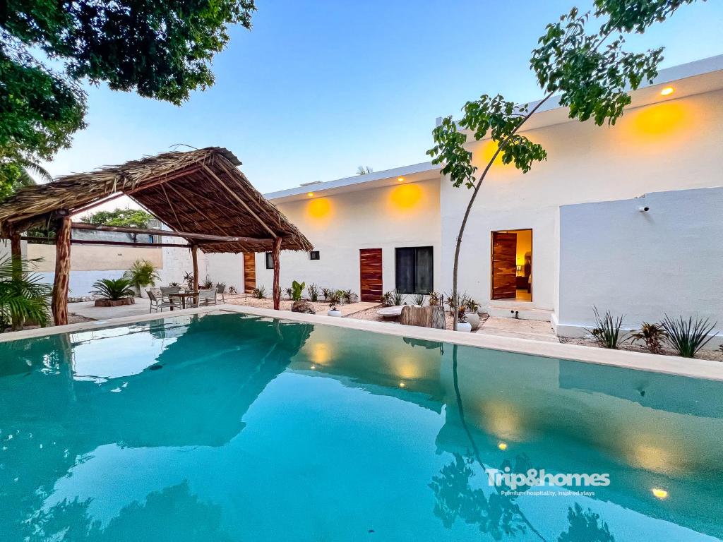 Depa Nacom, Valladolid