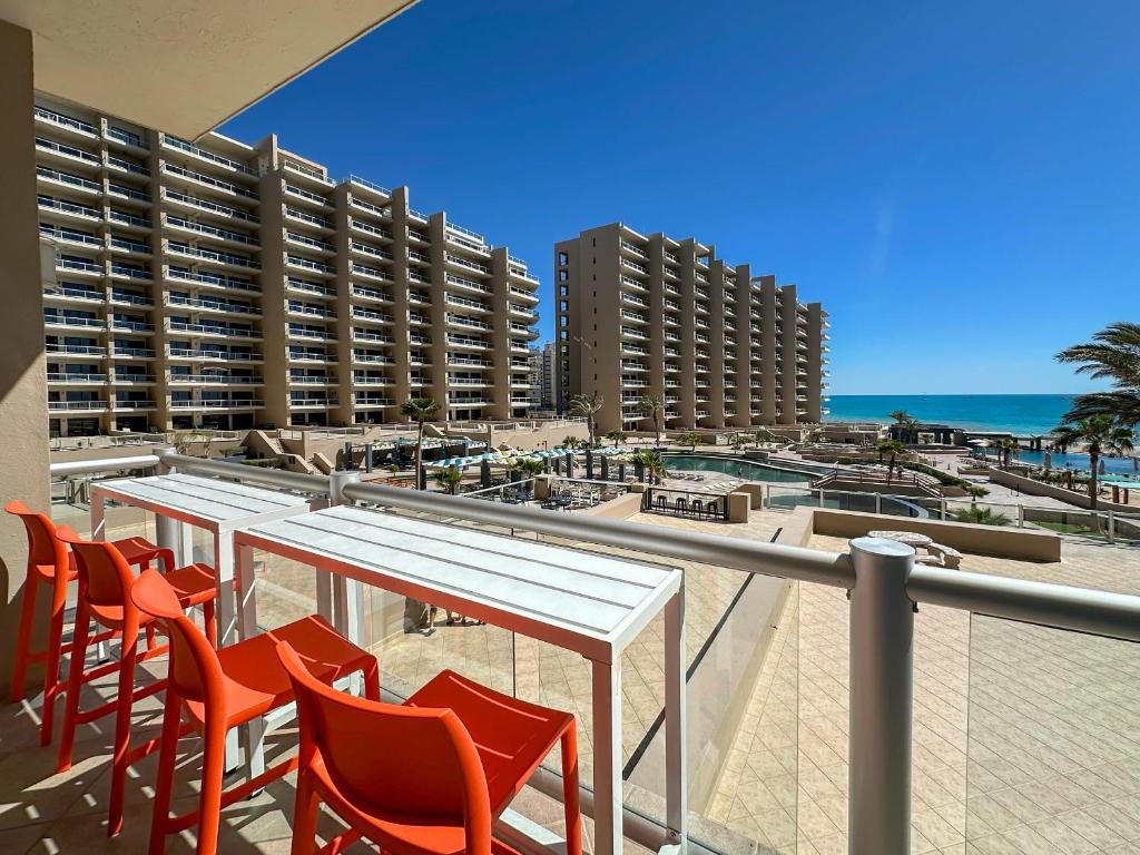 Luxury 4 Bed Condo with Huge Deck - 2