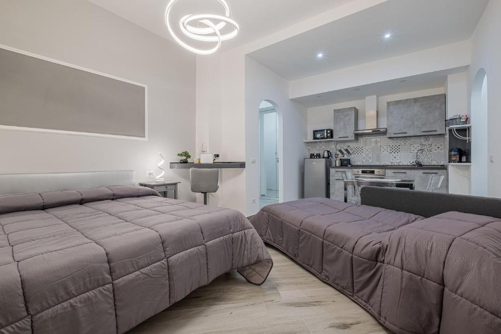Carlo's House Suite with Private Terrace - 3
