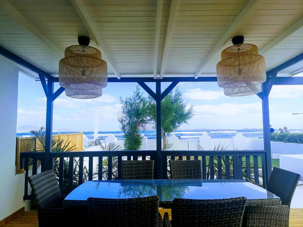 Dalia house, frontbeach, piscina, Corralejo - 2