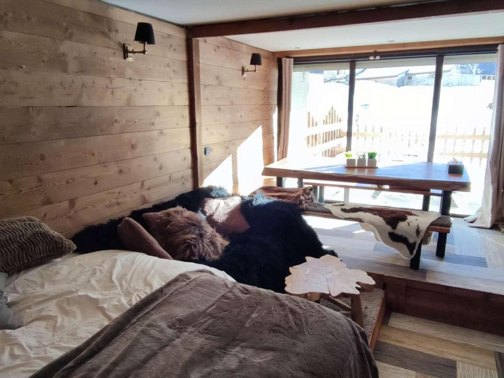 Studio chaleureux aux pieds des pistes avec terrasse - FR-1-292-225 - 1