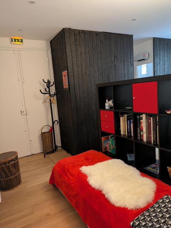 Charming apartment - famous Marais neighborhood - 4