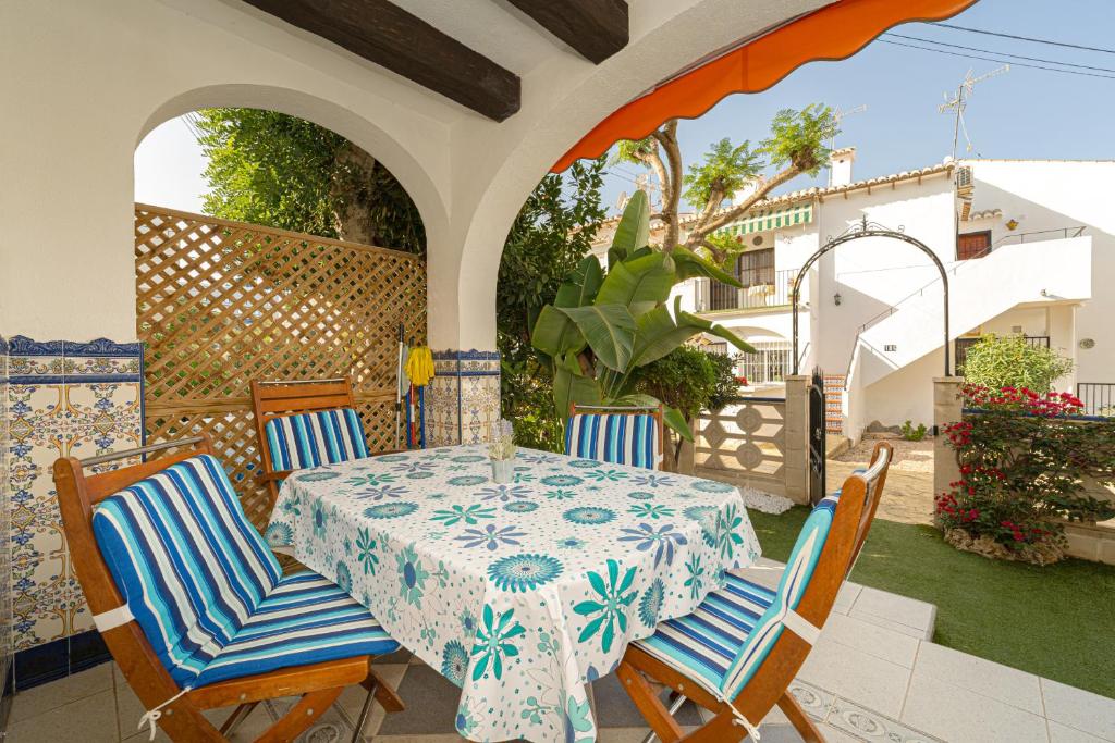 Lagoon 80, Torrevieja