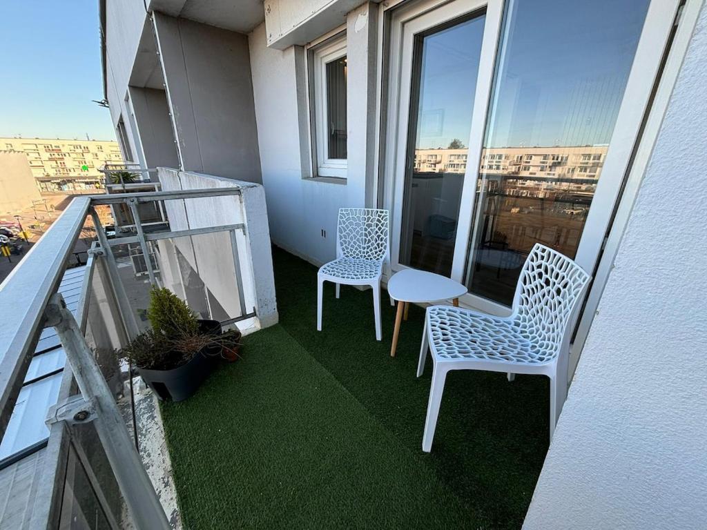 Chic & lumineux avec balcon - 4