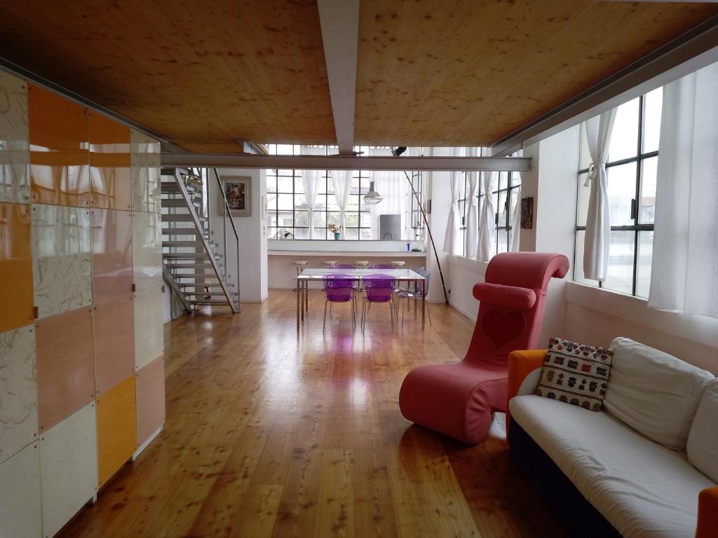 Loft Siete Vidas 200mq con terraza, Milán