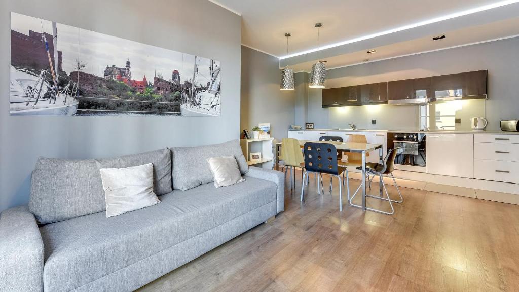 Dom & House Apartments By the River in Gdańsk with Pool, Sauna and Gym, Gdaňsk