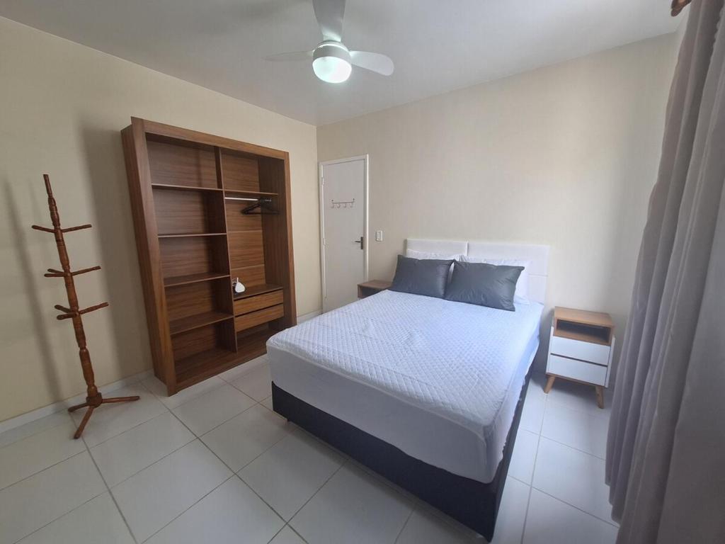 Ap com garagem e Wi-Fi A 100 metros da Praia do Forte, Cabo Frio