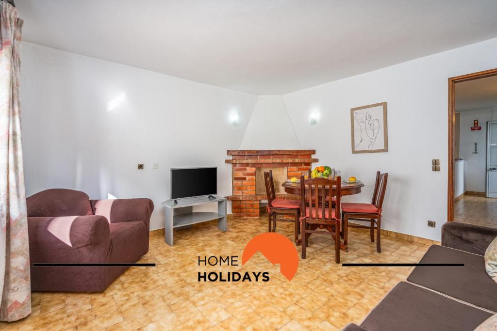 #260 Travessa do Mar E by Home Holidays, Albufeira