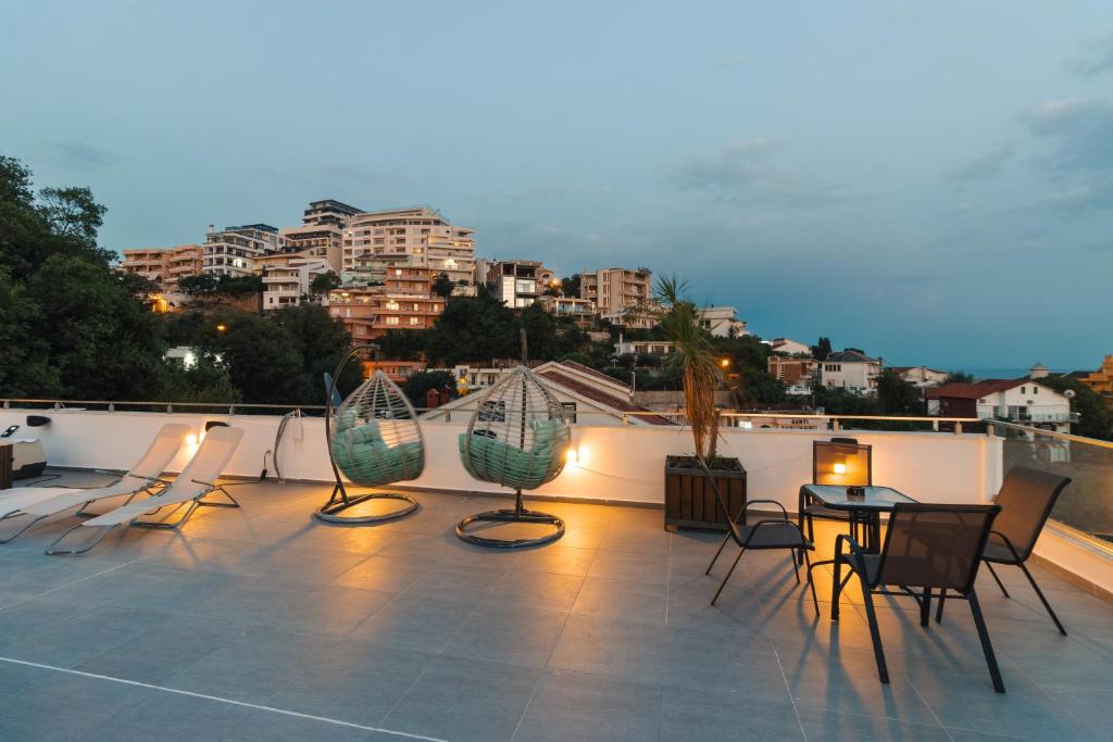 Casa Bianca 1 - 2