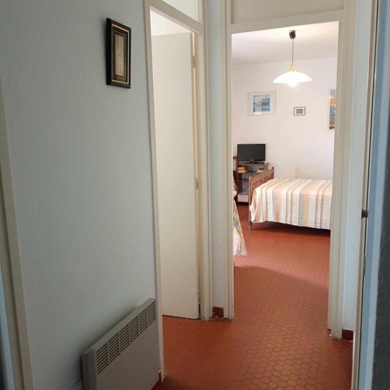 3VSE-ALZ210 Studio équipé pour 3 personnes au 2ème étage parking - 5