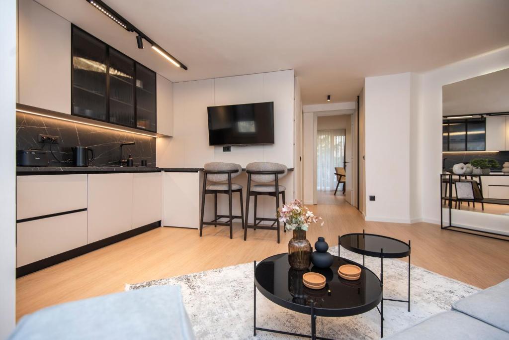 Apartment Noa - Modern and Stylish 1BR Apartment - 3