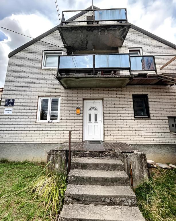 Belgrade Hostel Shambala - 1