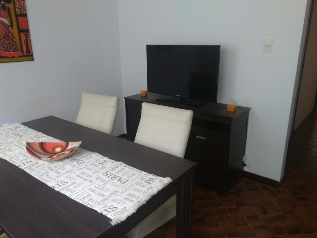 Luminoso, confortable e inmejorable ubicación - 5