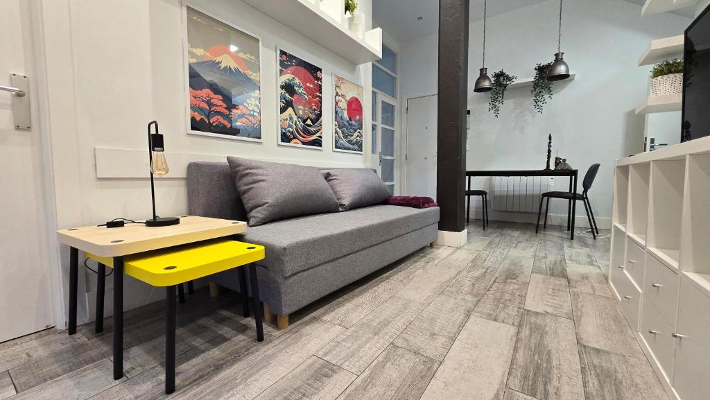 Kursaal Apt., San Sebastián