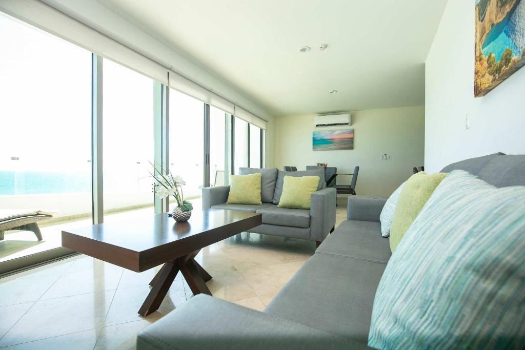 Elegant Condo at Playa Brujas with Ocean View - 3