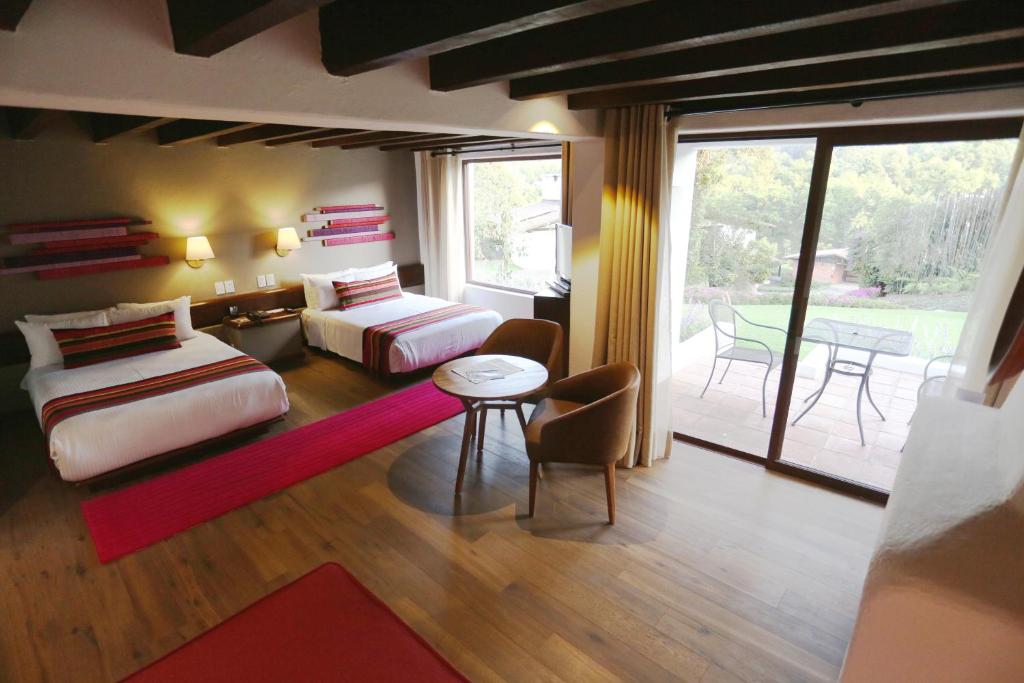Hotel Avandaro Golf &amp; Spa Resort — Hotel in Valle De Bravo