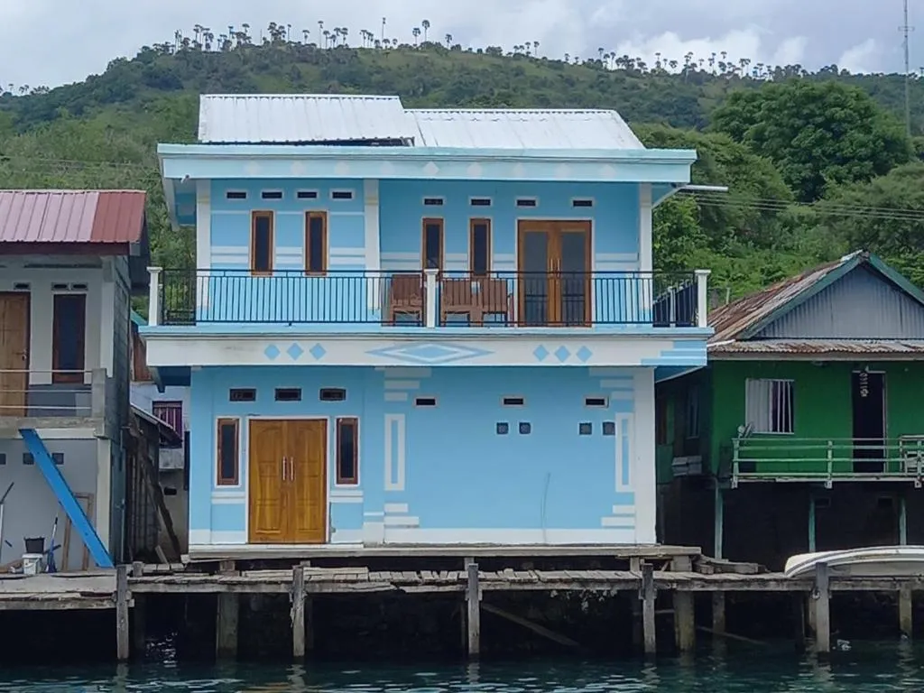 Komodo Homestay, hotel in Komodo