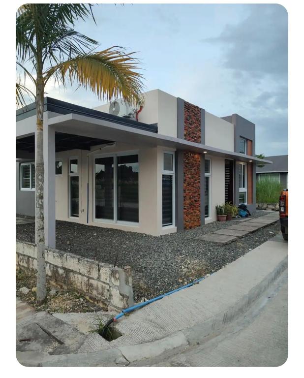 Lorena 's House, Tiwi