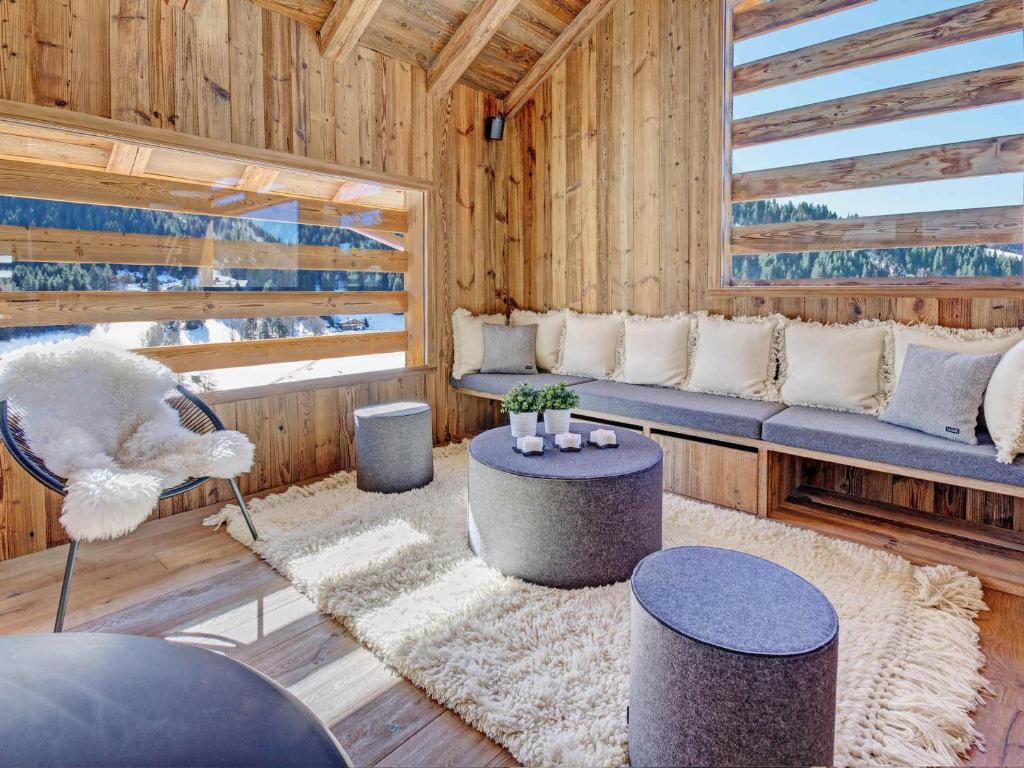 Chalet 5★, 15 pers, piscine intérieure, vue montagnes, 7 ch, terrasse, animaux acceptés - FR-1-304-299 - 4