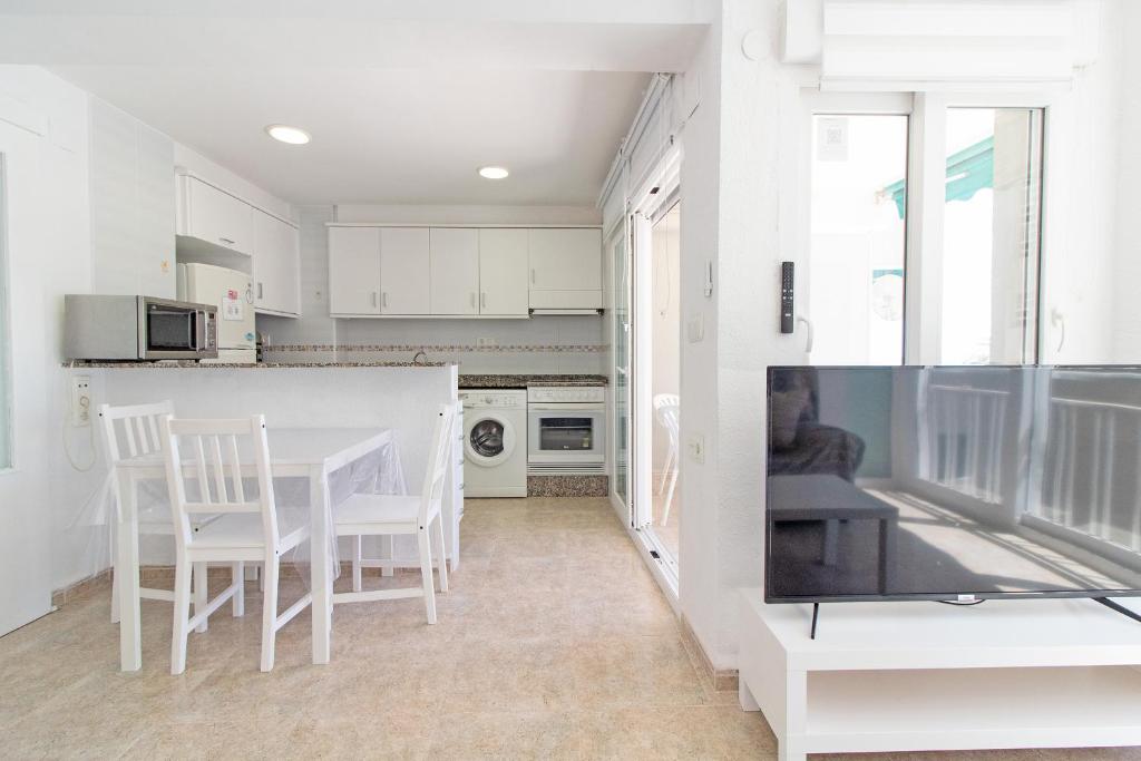 Global Vacacional, Apartamento en primera linea de playa en Canet de Berenguer - 5