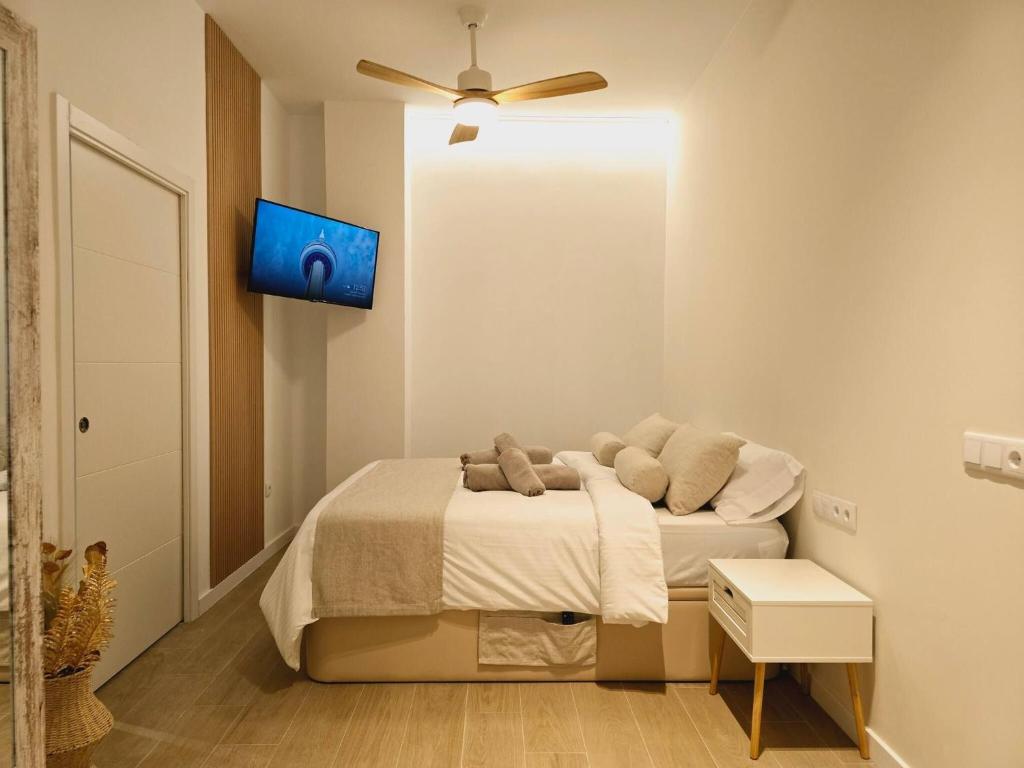 Cozy Retreat in Heart of Valencia Perfect for Couples n Families - 5