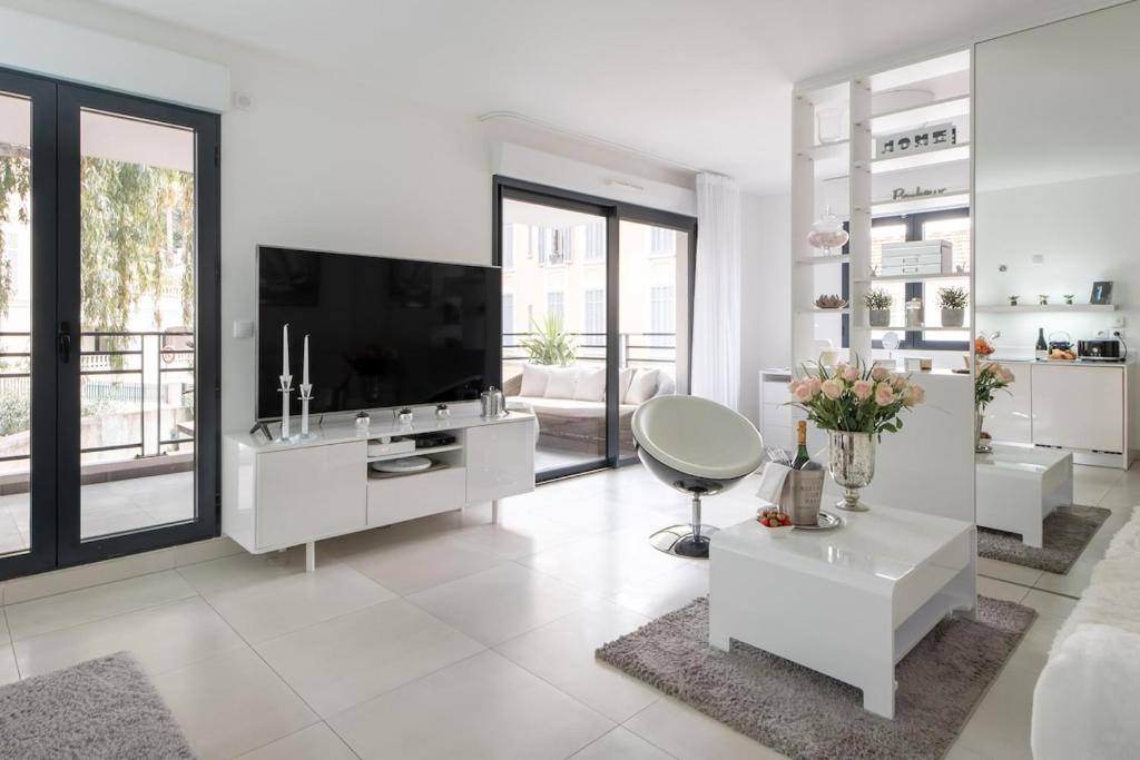 Luxueux appartement proche de la Croisette avec grande terrasse aménagée - 5