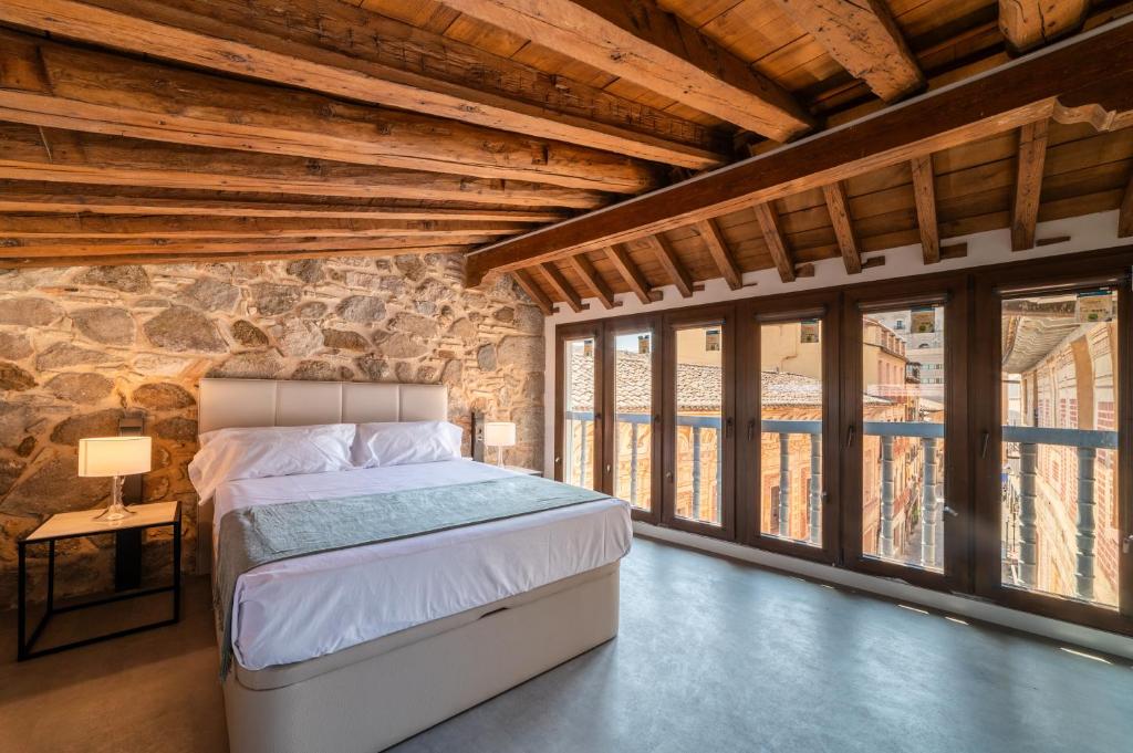 Apartamentos Santa Fe - Calle Armas by Toledo AP - 3