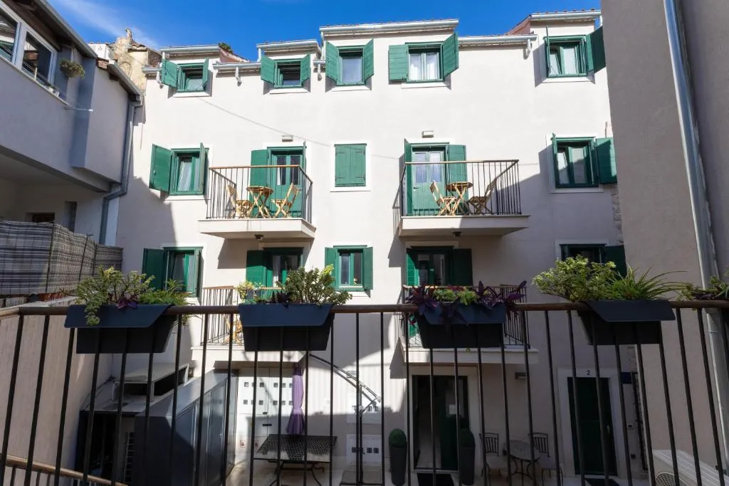 Apartments Korta, hotel in Split