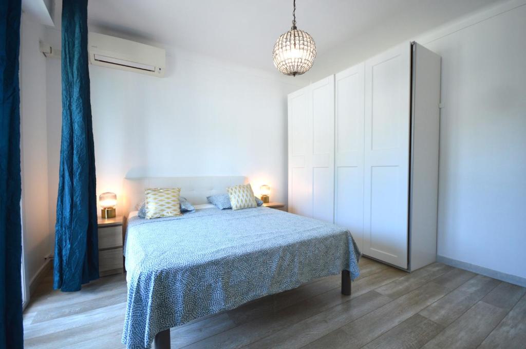 " Le Madrilien " CityCenter - Terrasse - Clim - 400M Croisette - Wifi - 4