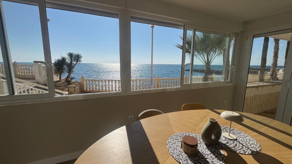 Exclusivas vistas al Mar Mediterraneo con terraza By Turihome - 4