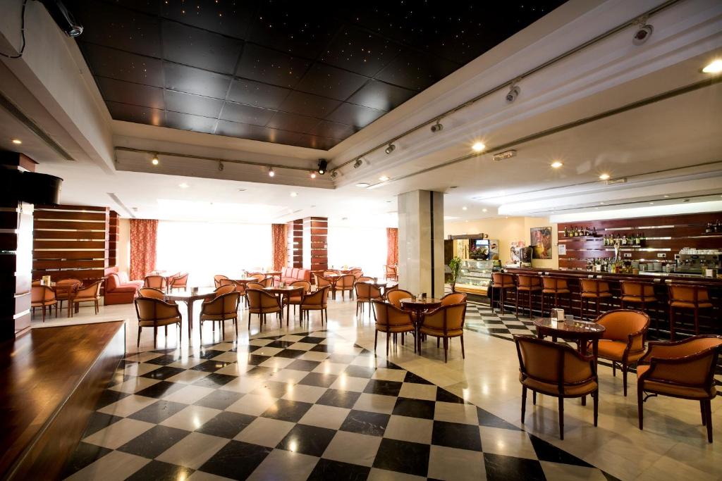 アパートホテル モナーク サルタン ルジョ (Aparthotel Monarque Sultan Lujo) レストラン