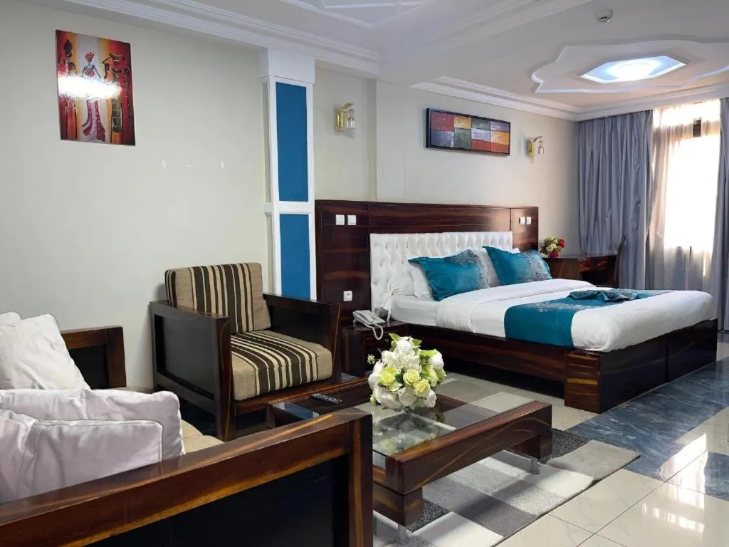 Le Kremlin Hotel Yaounde, hotel in Yaoundé