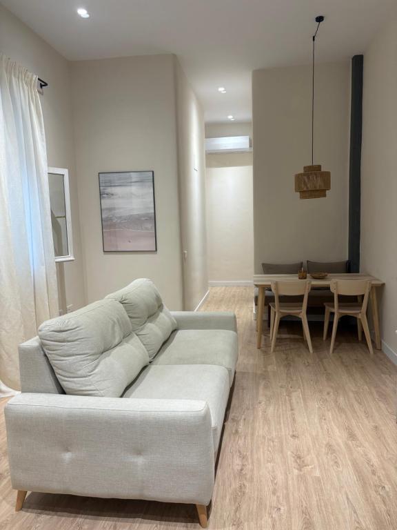 APARTAMENTO PREMIUM EN PLAZA MINA Minimalismo y confort a pasos del mar - 2