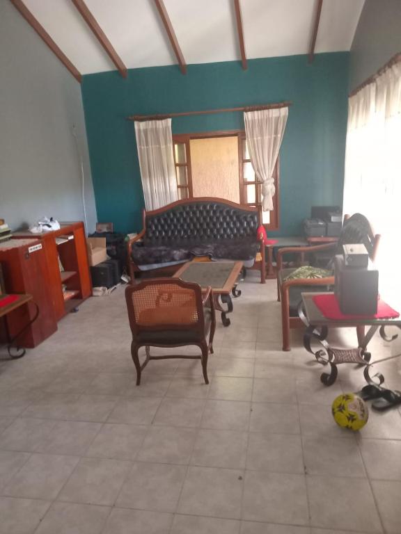 hermosa casa en av virgen de lujan - 2