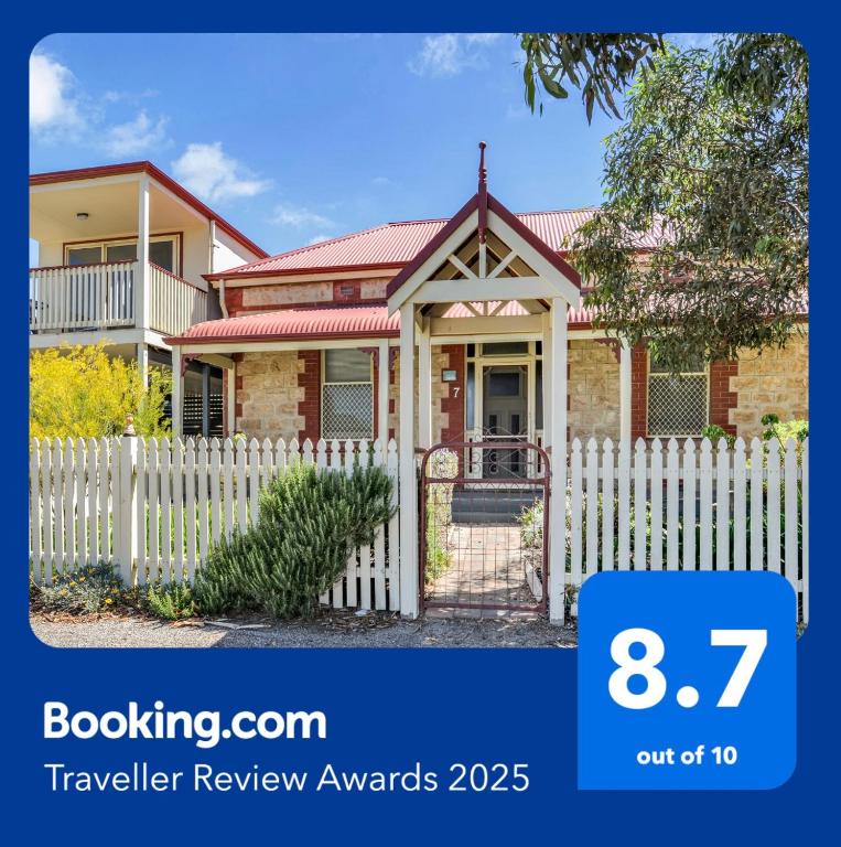 Distant Views Location Pets Welcome, Port Elliot