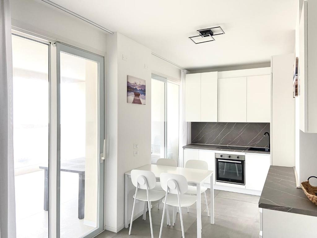 Tahiti Suite Frontemare - Jesolo - FAMILY APARTMENT - 5