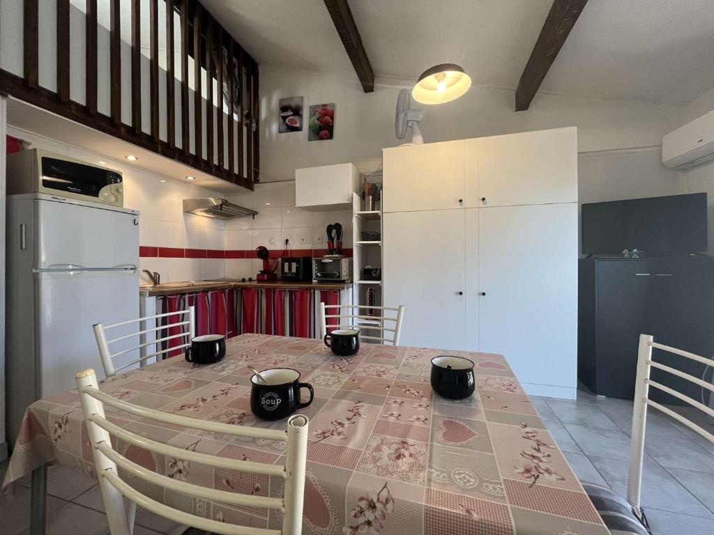 Pavillon confort avec parking et piscine collective - GN180-057 - 4