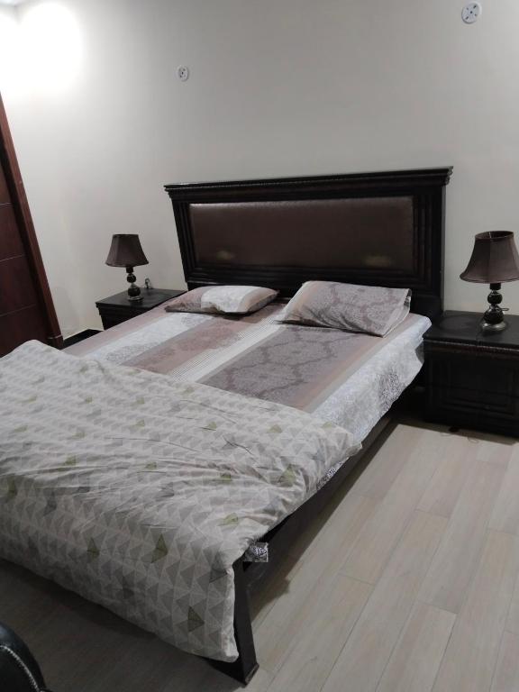 Capital square apartment, Islámábád