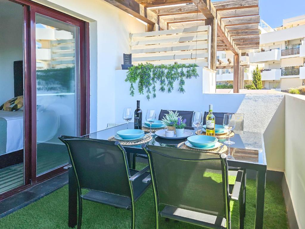 Two bedroom apartment in Riviera del sol - 4
