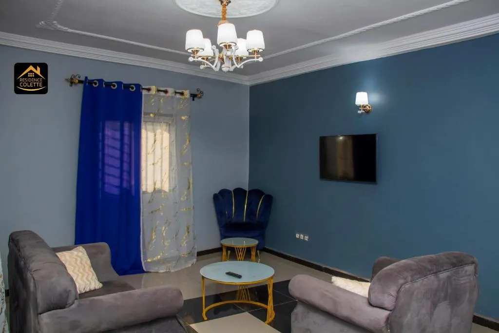 Chambre privée à Bafoussam Diengdam proche agence BlueBird，位于Bafoussam的酒店
