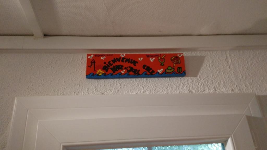 Pretty Studio, tv, wifi, portable aircon!, Collioure