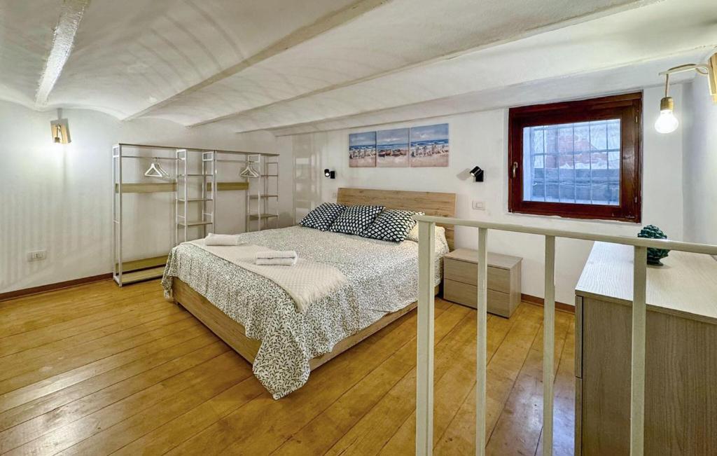 Stunning Home In Siracusa With Wifi - 2