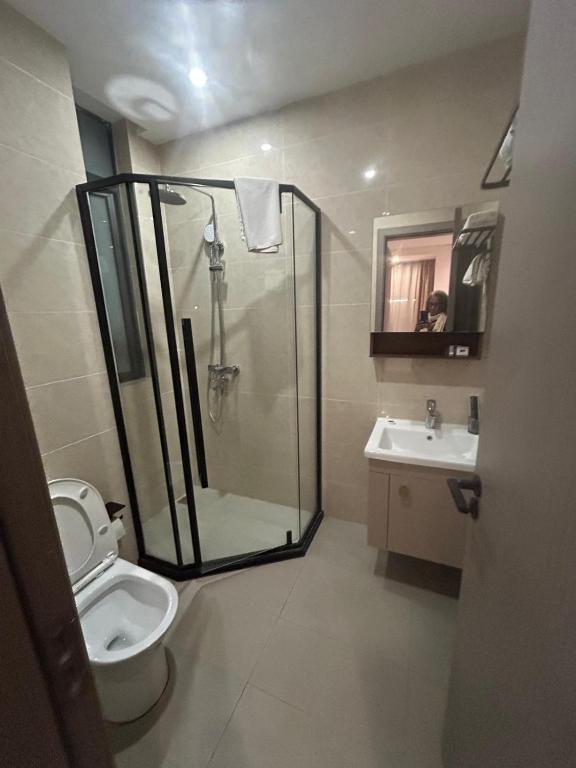 3 Bedrooms Apartment in Nyarutarama, Kigali