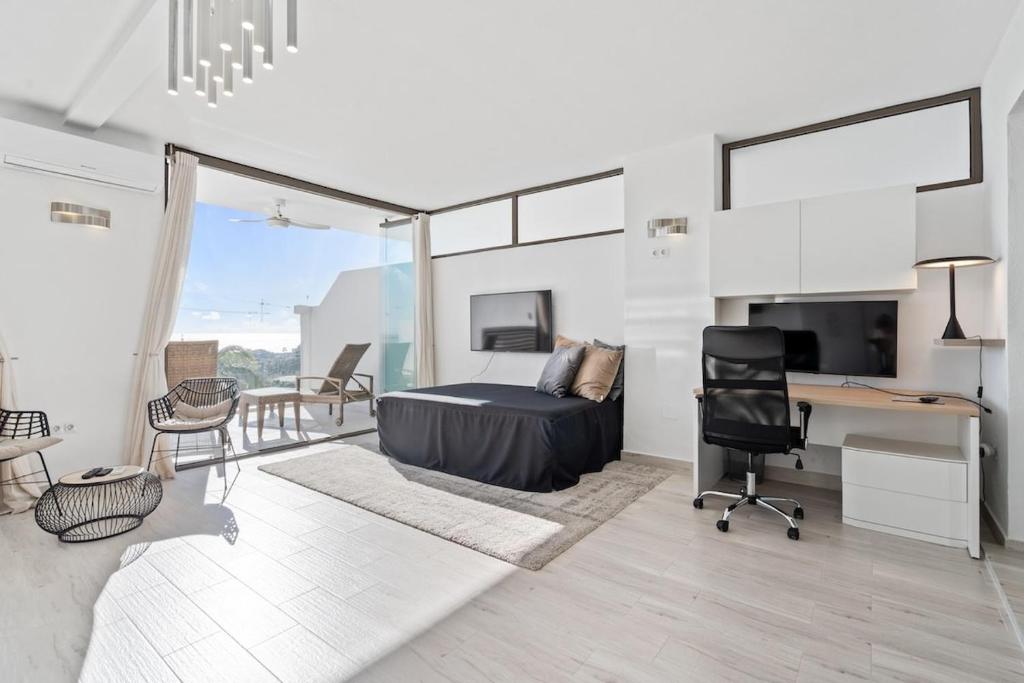 Chic Mijas Retreat with Pool & Terrace - RDR465 - 4