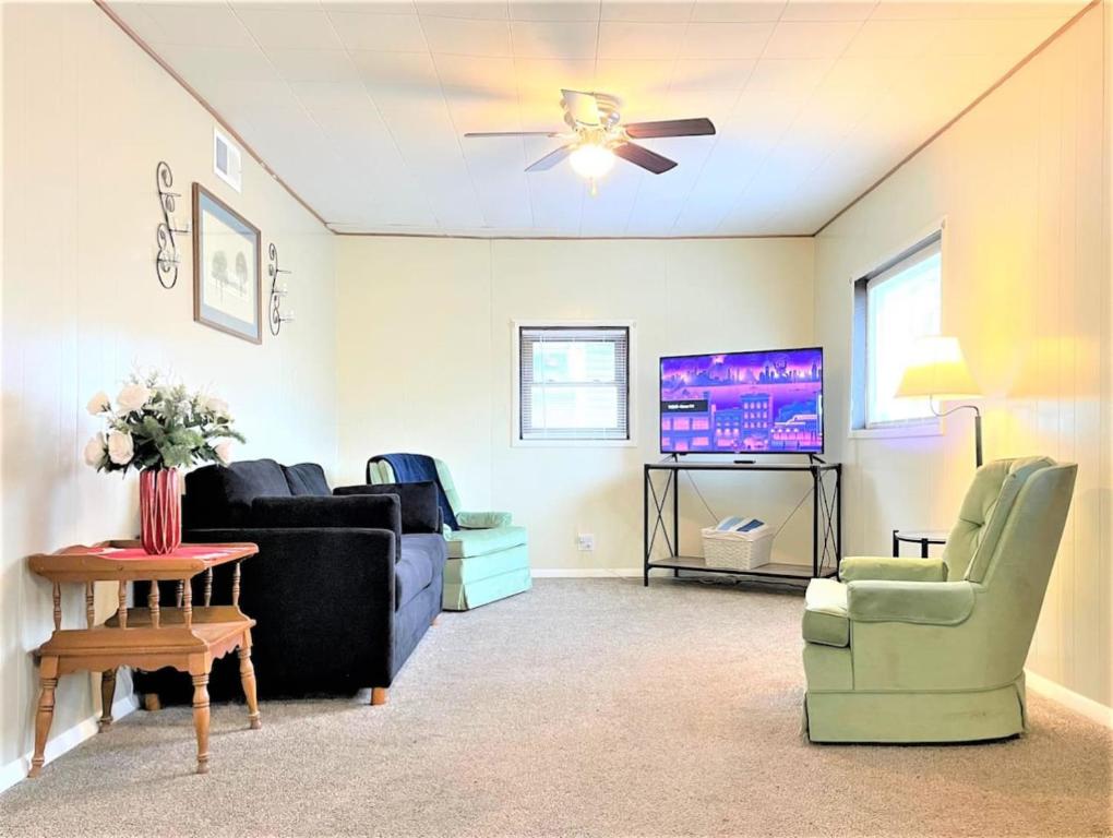 High - Family Neighborhood, Pet Friendly, Van Wert
