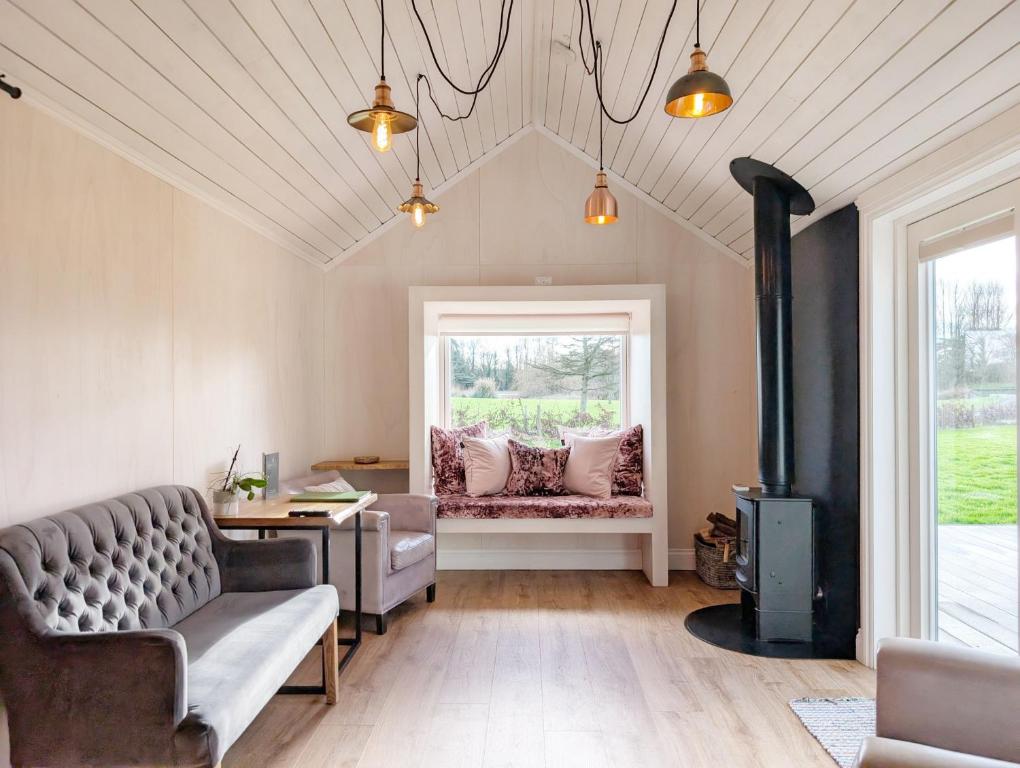 Budburst - Ashling Park, Chichester