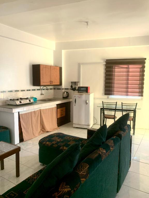 Kitchen, Dream Hill Condos & Spa in Puerto Galera