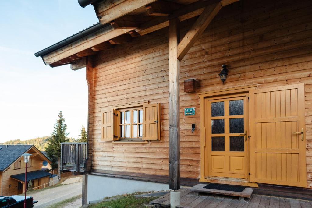Feriendorf Koralpe Chalet Alpenglück - 3