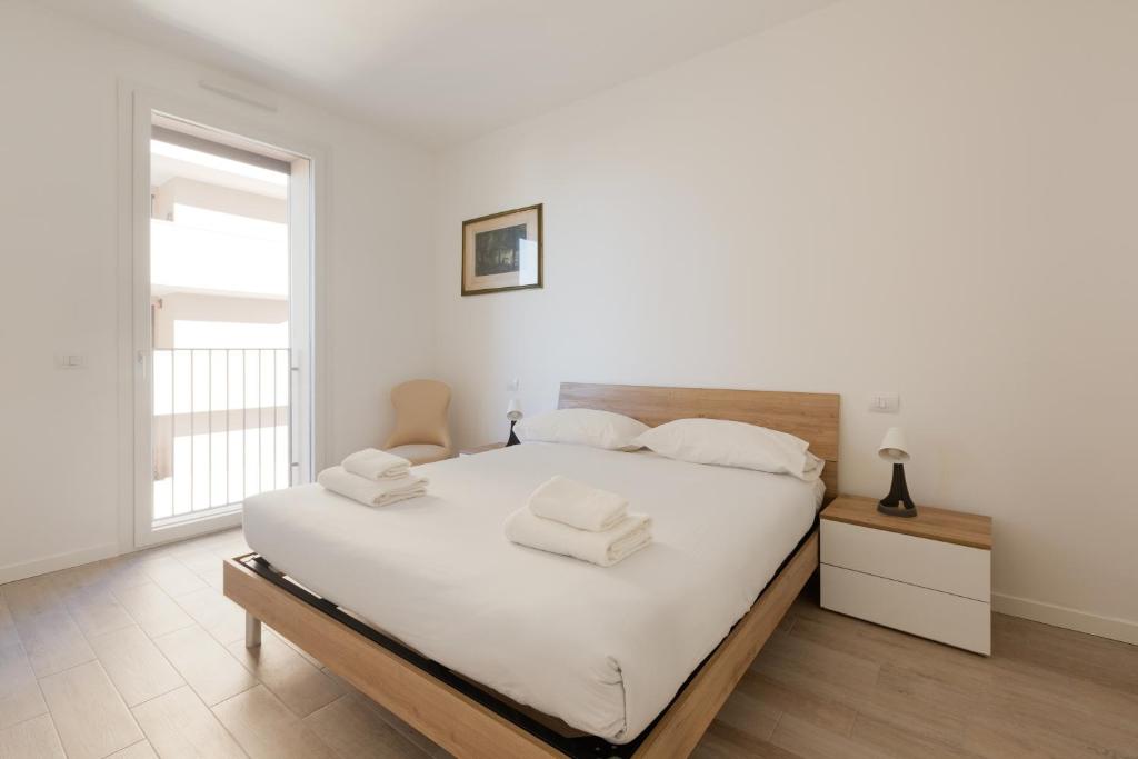 GuestHost - Milano-Affori Balcony Apartment, Milán