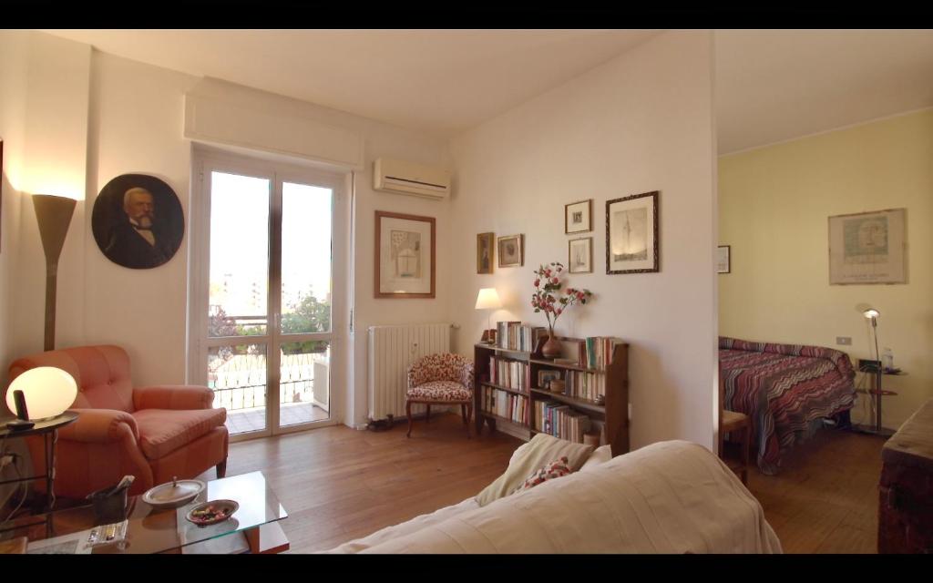 Entire two-room apartment 10 minutes from the Fashion and Design - 4